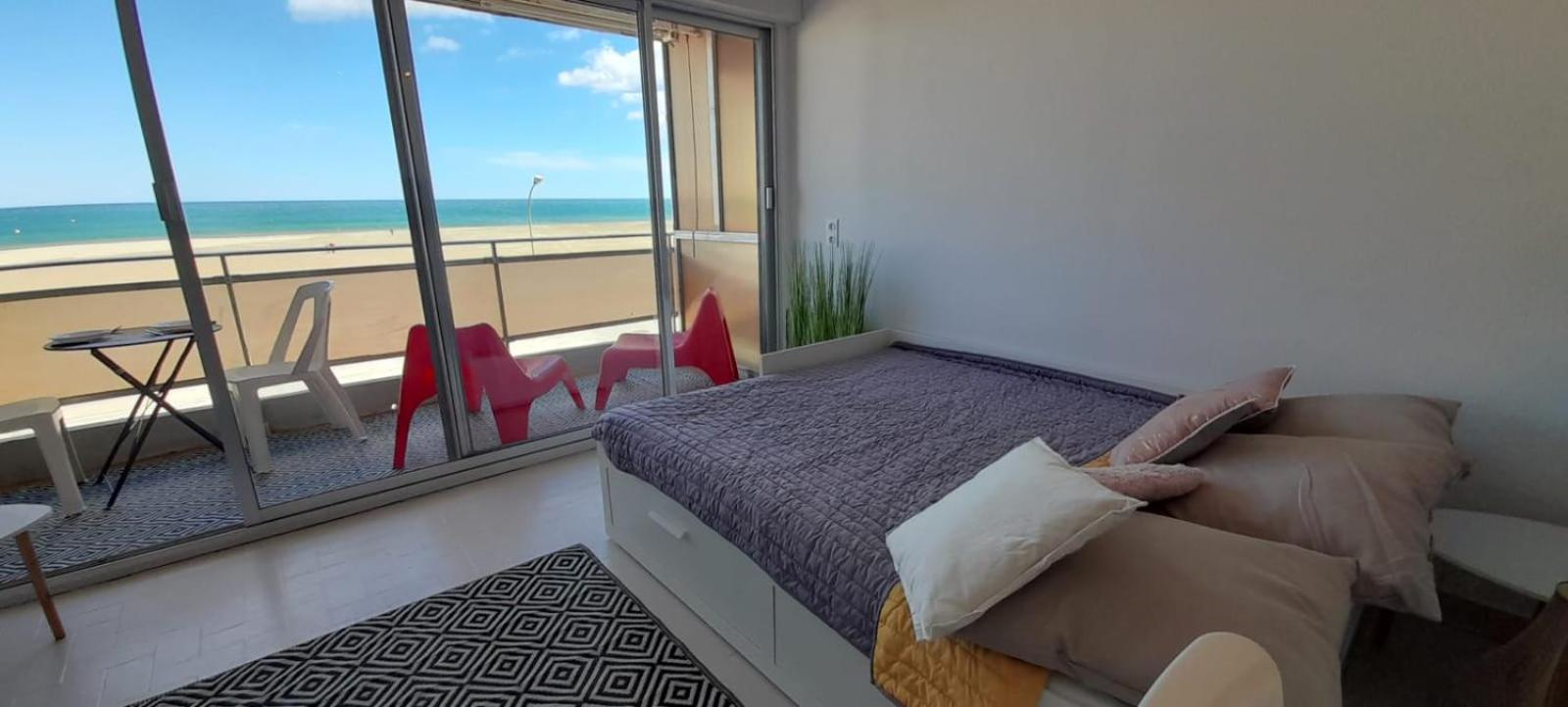 Sur La Plage 포르트라누벨 외부 사진